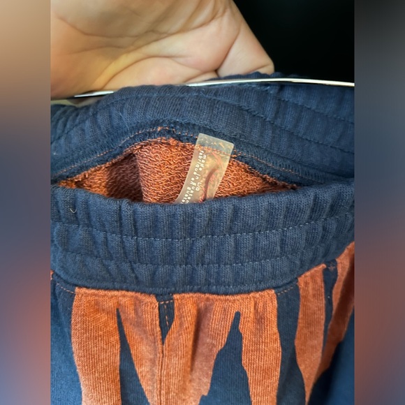 NWOT FREE PEOPLE MOVEMENT Baller Printed Pants MSRP $128 Size L - Picture 13 of 13